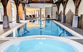 Logis Hotel Le Parc&Spa